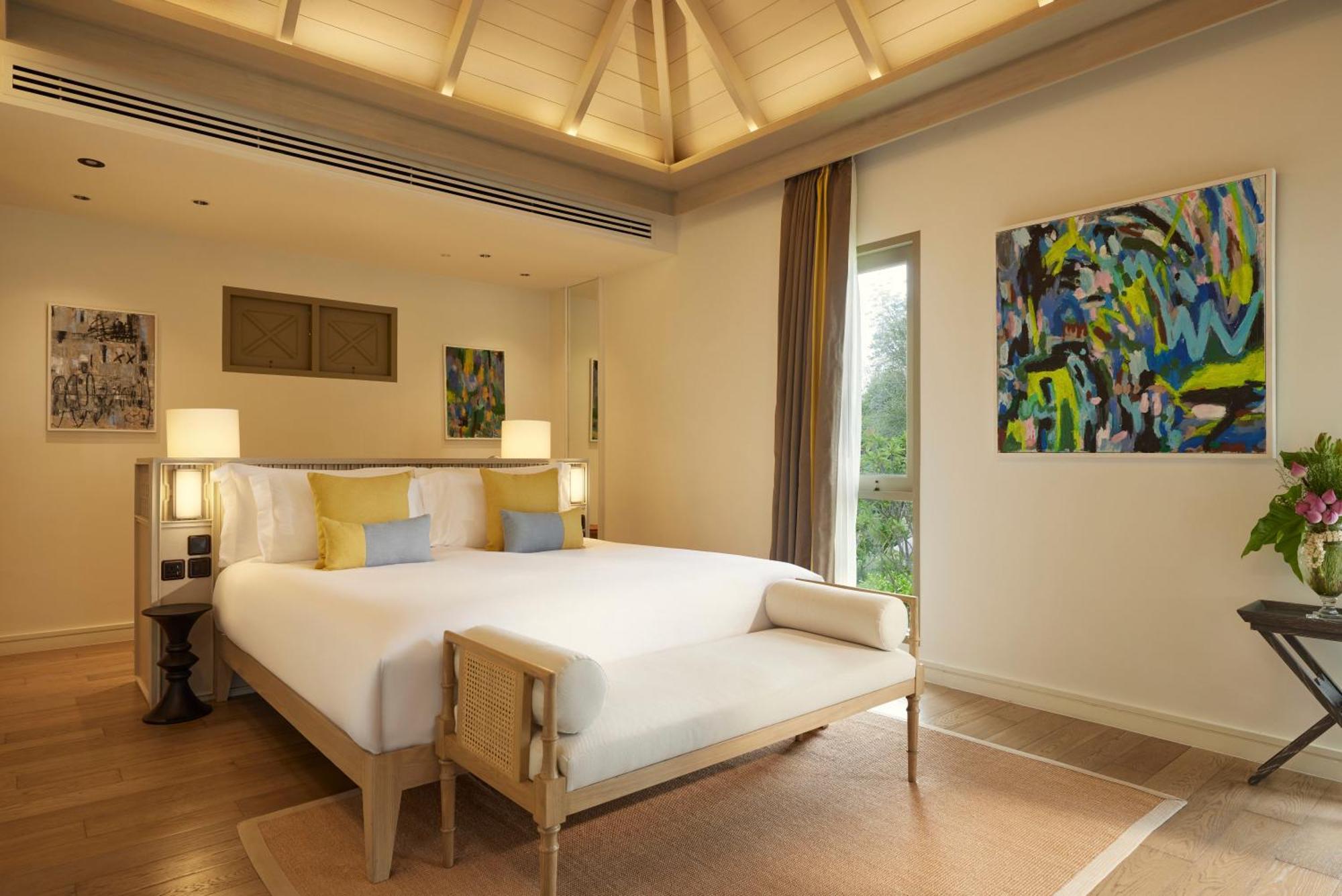 Charras Bhawan Hotel And Residences HHQ Rum bild